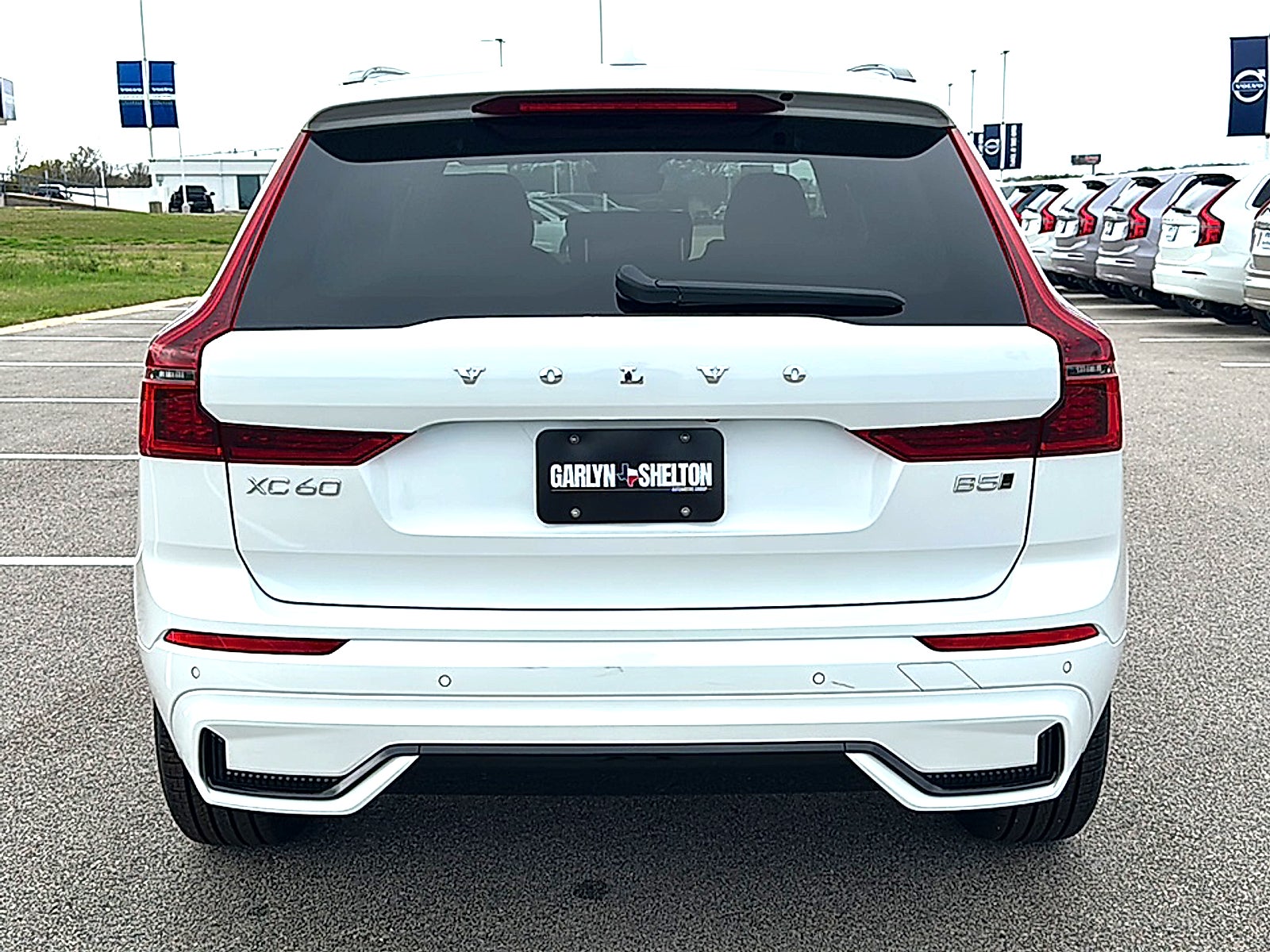 2026 Volvo XC60 B5 Core