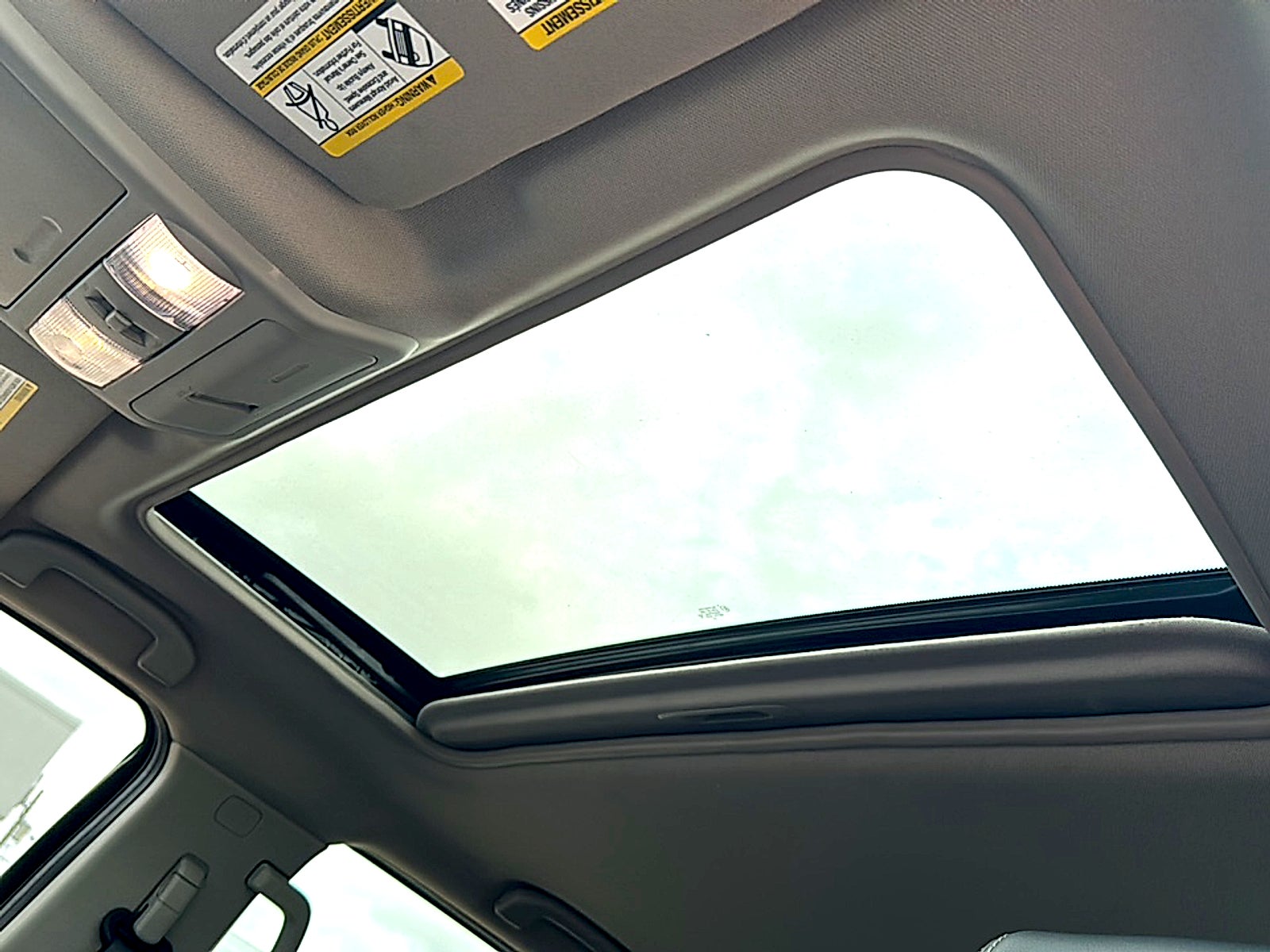 2024 Nissan Frontier Crew Cab SL 4x4