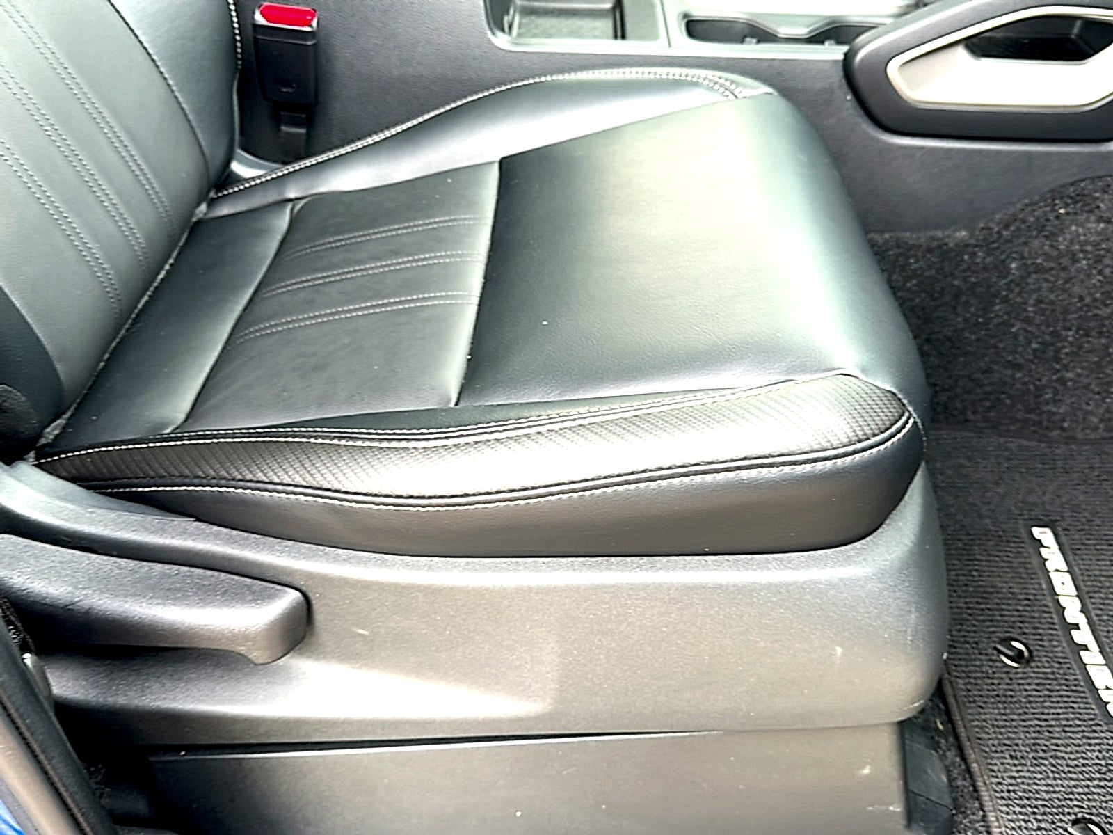 2024 Nissan Frontier Crew Cab SL 4x4