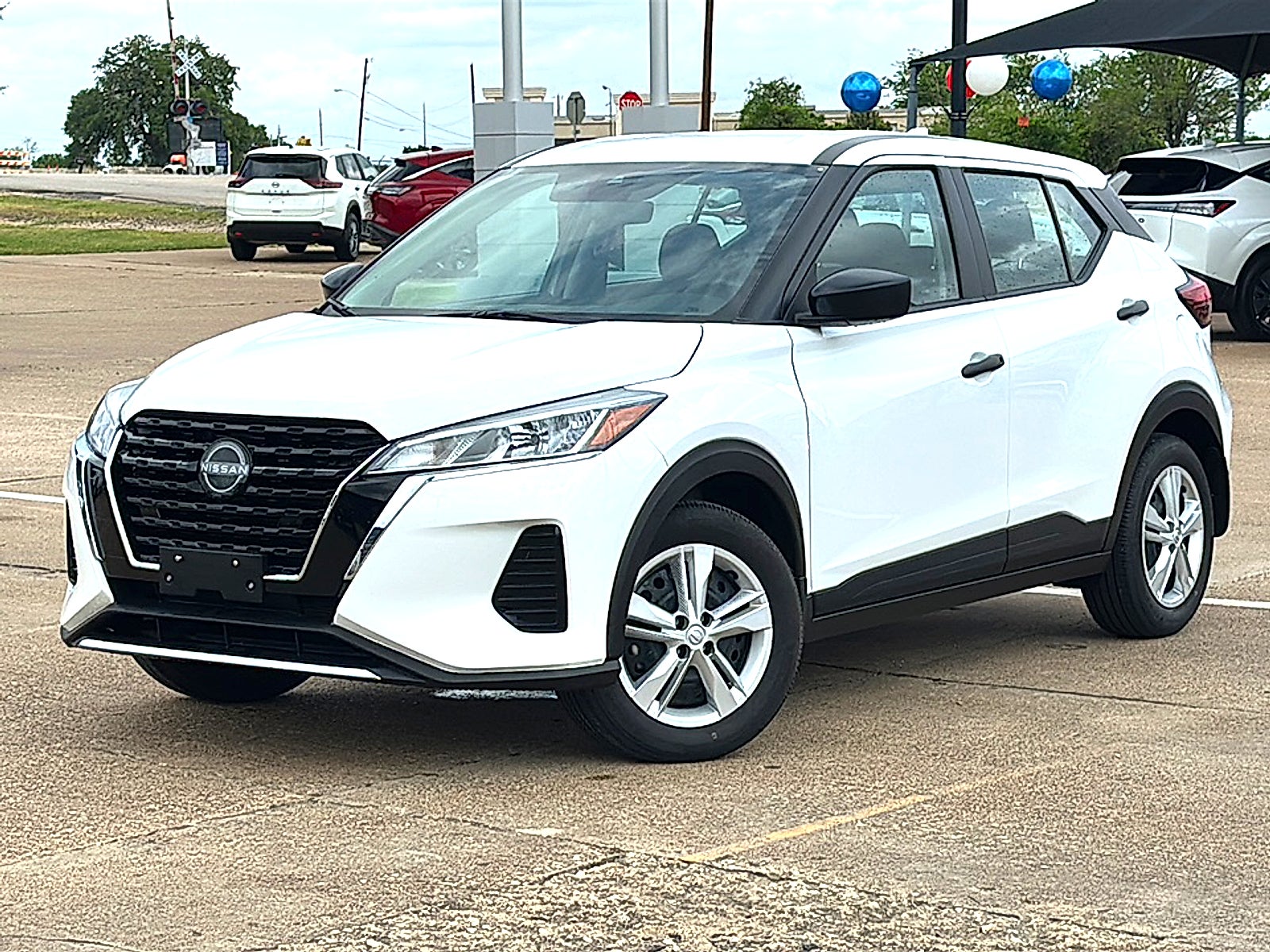 2025 Nissan Kicks Play S