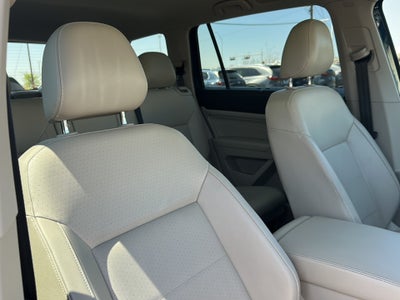 2022 Volkswagen Atlas 2.0T SE w/Technology