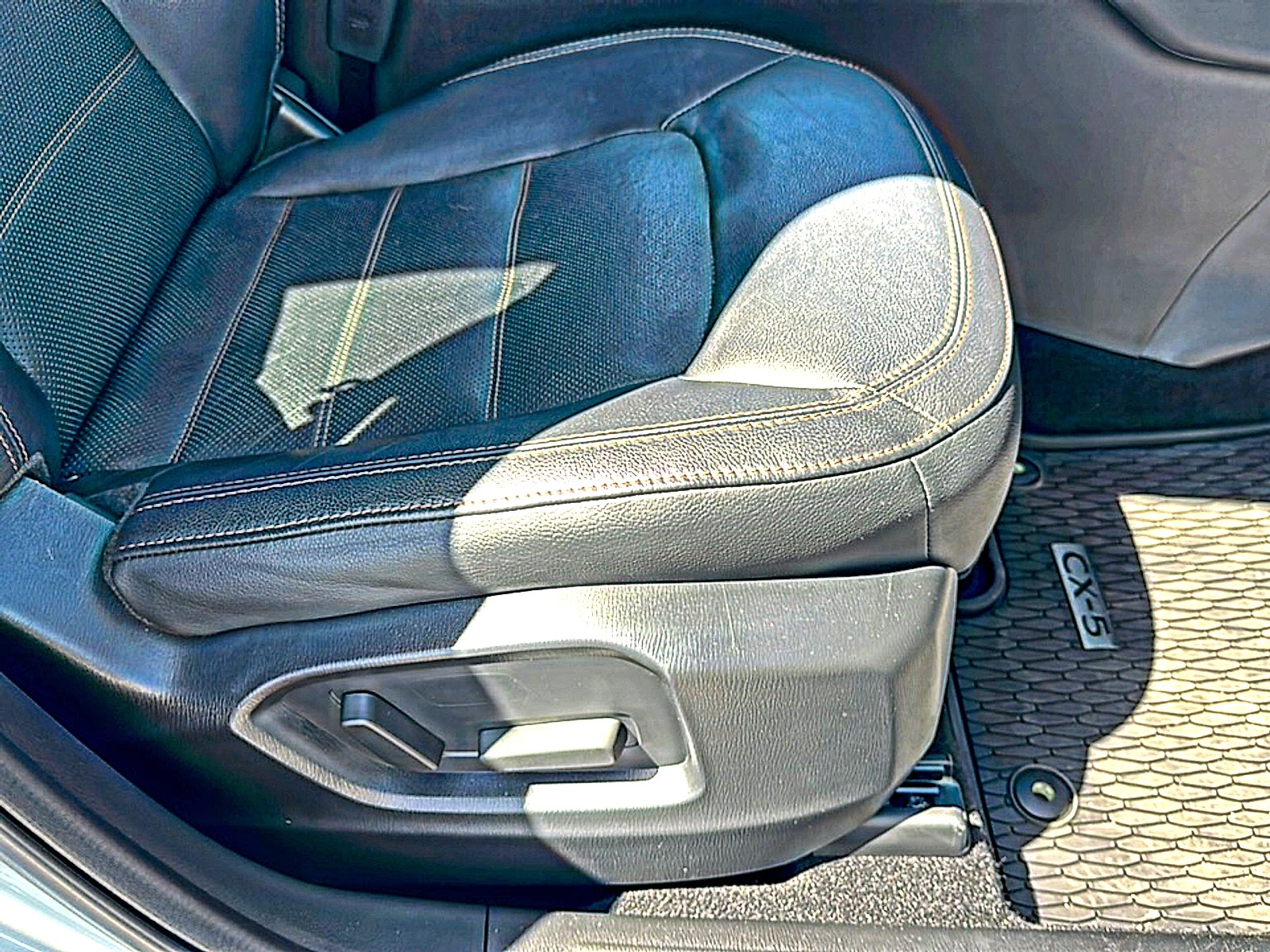 2022 Mazda Mazda CX-5 2.5 S Premium