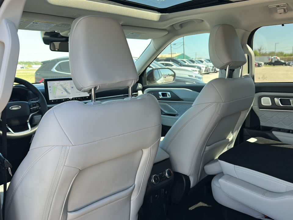 2025 Ford Explorer Platinum