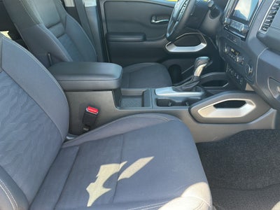 2023 Nissan Frontier Crew Cab SV 4x2