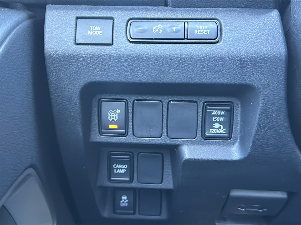 2023 Nissan Frontier Crew Cab SV 4x2