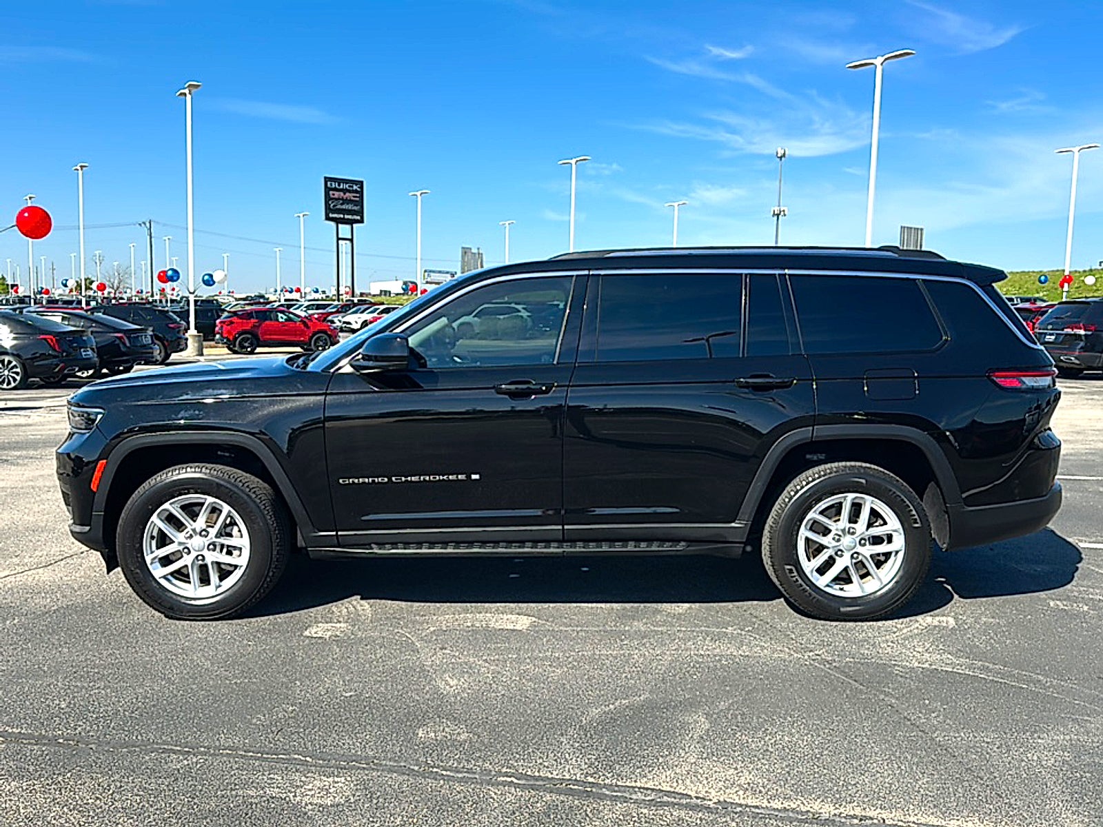 2021 Jeep Grand Cherokee L Laredo 4x4