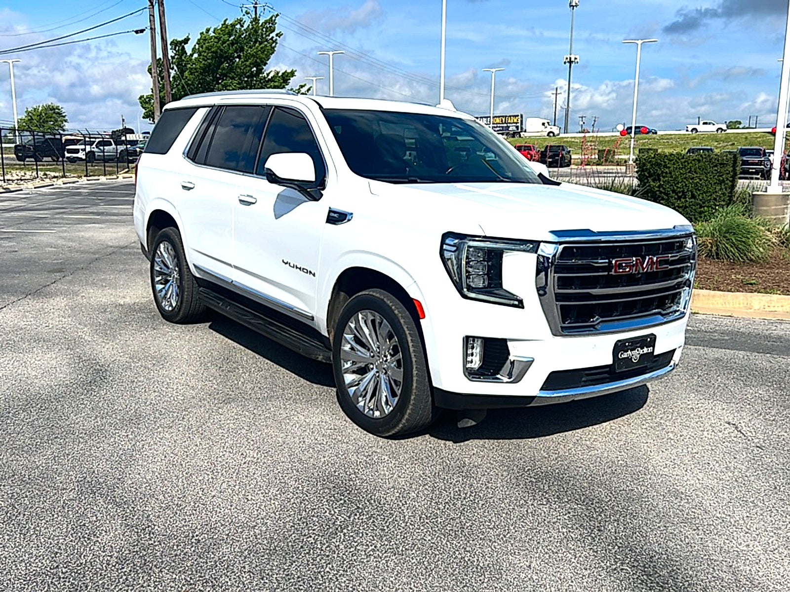 2021 GMC Yukon SLT