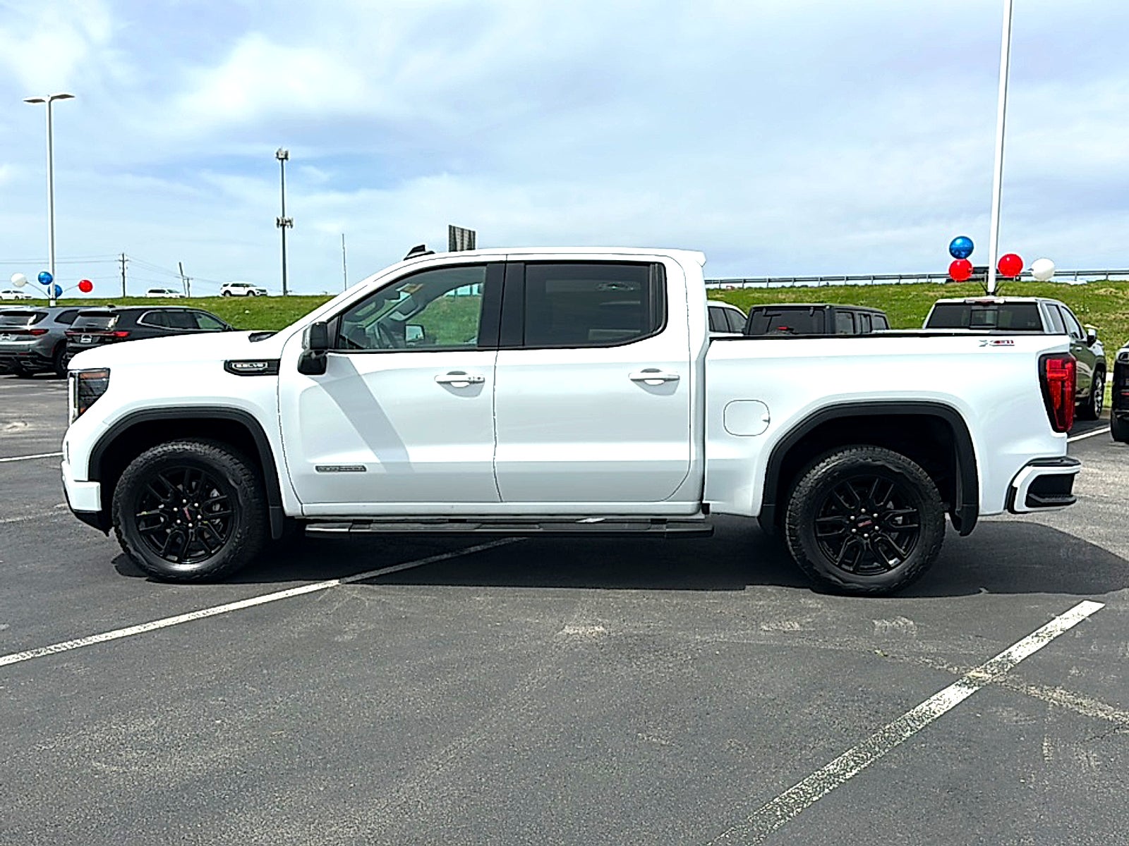 2025 GMC Sierra 1500 Elevation